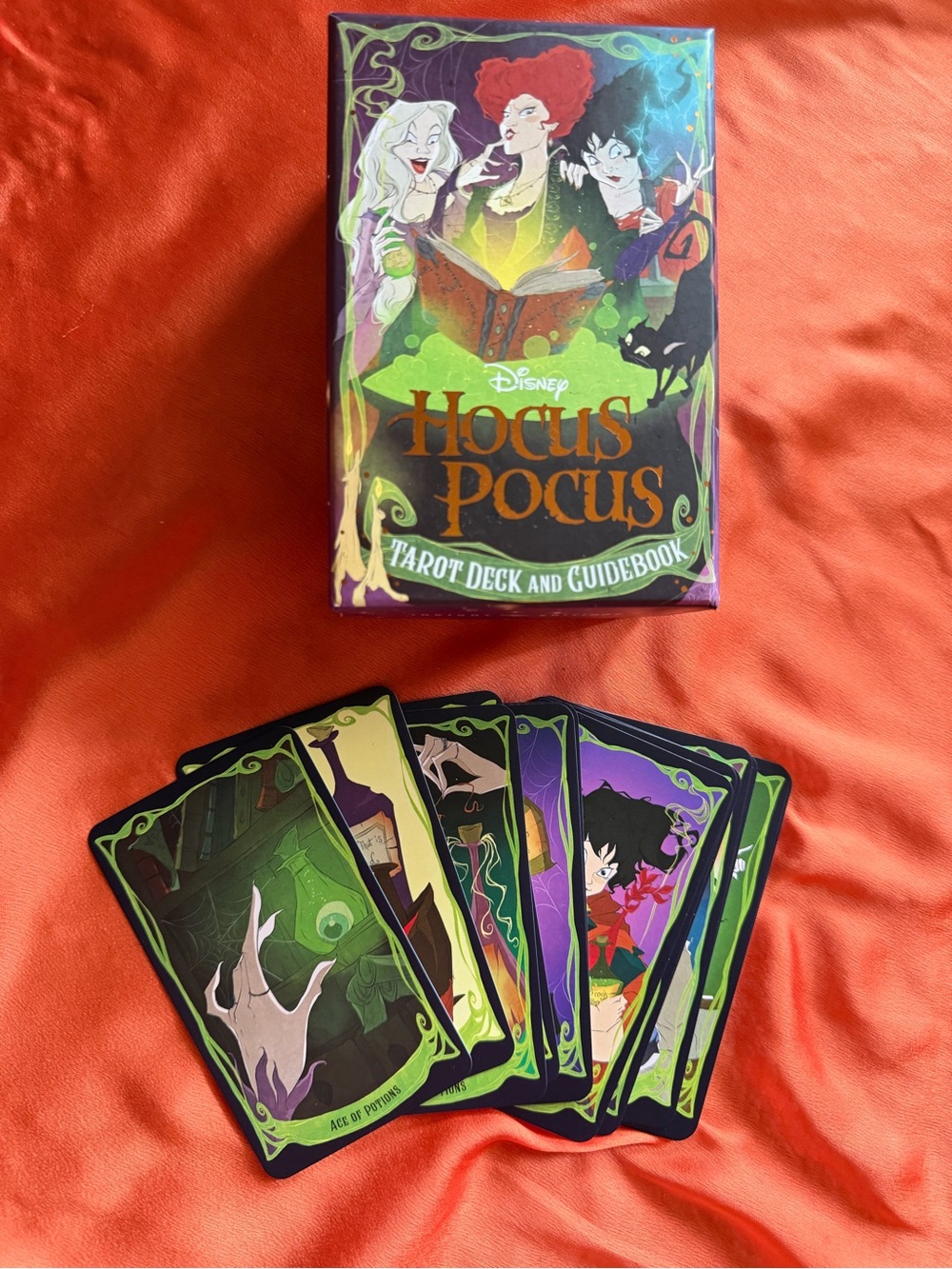 Disney Hocus Pocus Tarot Deck and Guidebook - Purple, Green, Orange